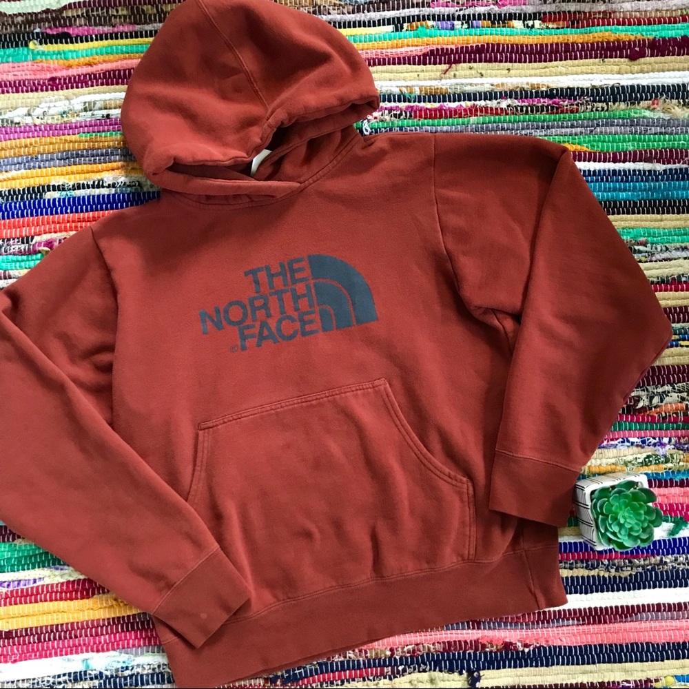 The North Face ~ Pullover hoodie